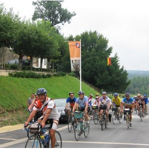 La traversée d'Excideuil - Excideuil ville étape pour tous les touristes à vélos.