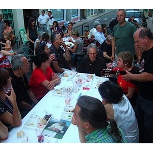Repas dans la Rue Gambetta - Il y avait du monde pour dîner en terrasse et en musique !