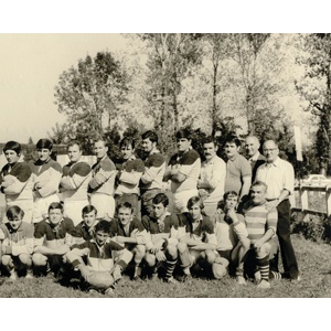 Saison 1968-1969 - L'équipe des Abeilles il y a 38 ans. Reconnaissez-vous l'un des joueurs ?