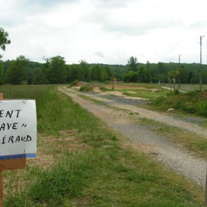 Arrivée sur les lieux de l'évènement - L'entrée de l'exposition